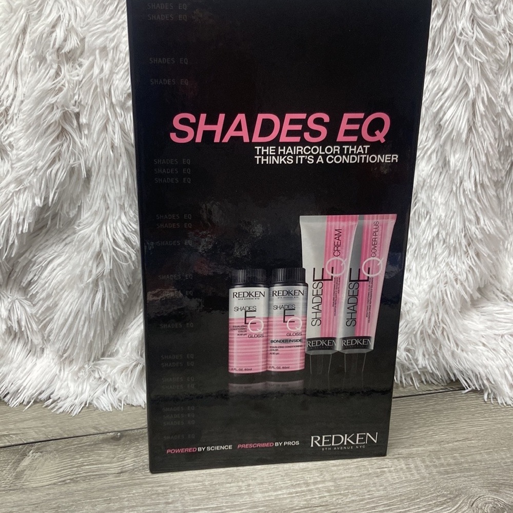 LAST ONE! Redken Shades EQ Swatchbook Brand New Swatch Book